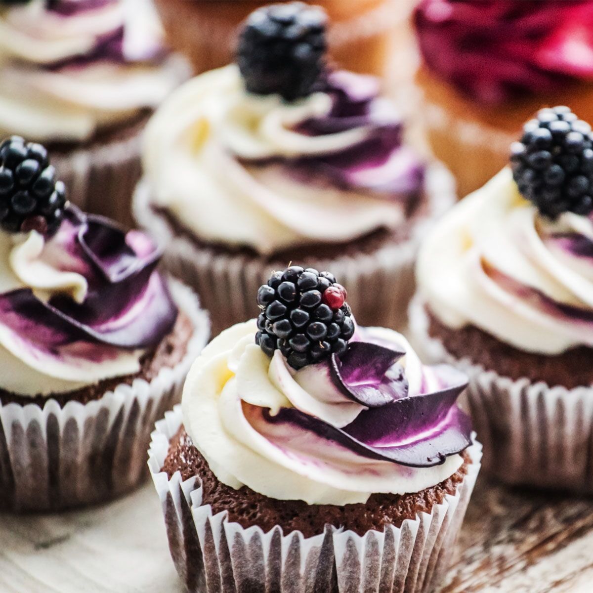 GGM Gastro PVNR72R Rashladna vitrina za kolače 68l